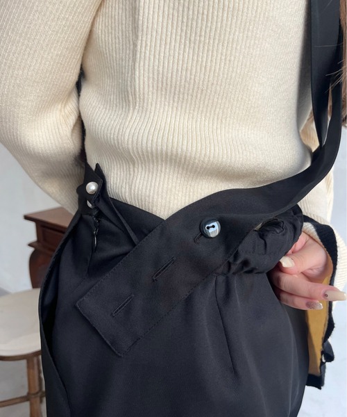 prose verse（プロズヴェール）の「スカラップサスペンダーパンツ（サロペット/オーバーオール・レディース・ブラック・MEDIUM/LARGE）」の18枚目の写真