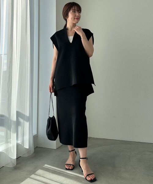 UNFILO（アンフィーロ）の「ミラノリブニットスカート（スカート・レディース・ブラック系/カーキ系・LARGE/MEDIUM/SMALL）」の8枚目の写真