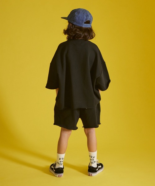 PAIRMANON STREET（ペアマノンストリート）の「【PAIRMANON STREET】裏毛 無地 ヘンリーネック 半袖 ハーフパンツ セットアップ（セットアップ・キッズ・ネイビー/レッド/グレー/ブラック・110/90/120/150/130/140/100）」の6枚目の写真