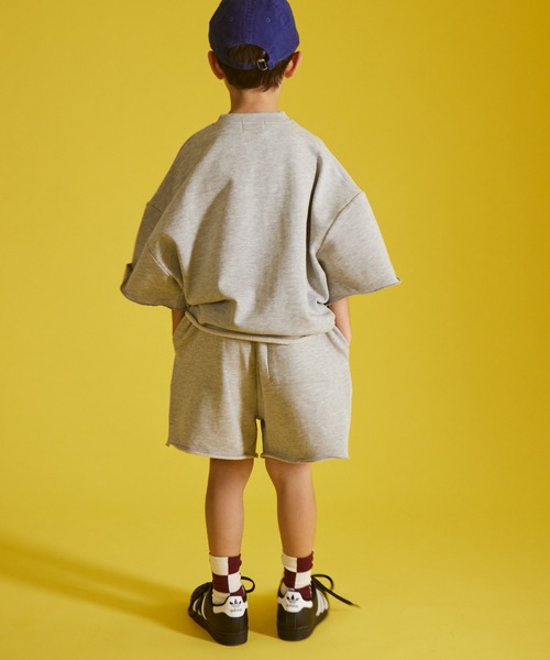 PAIRMANON STREET（ペアマノンストリート）の「【PAIRMANON STREET】裏毛 無地 ヘンリーネック 半袖 ハーフパンツ セットアップ（セットアップ・キッズ・ネイビー/レッド/グレー/ブラック・110/90/120/150/130/140/100）」の13枚目の写真