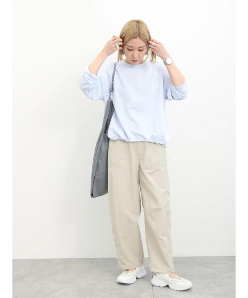 Samansa Mos2 blue(サマンサモスモスブルー)の「裏毛裾ドロストロゴプルオーバー(Tシャツ/カットソー・レディース・オフホワイト/サックスブルー/ブラック・F)」の22枚目の写真
