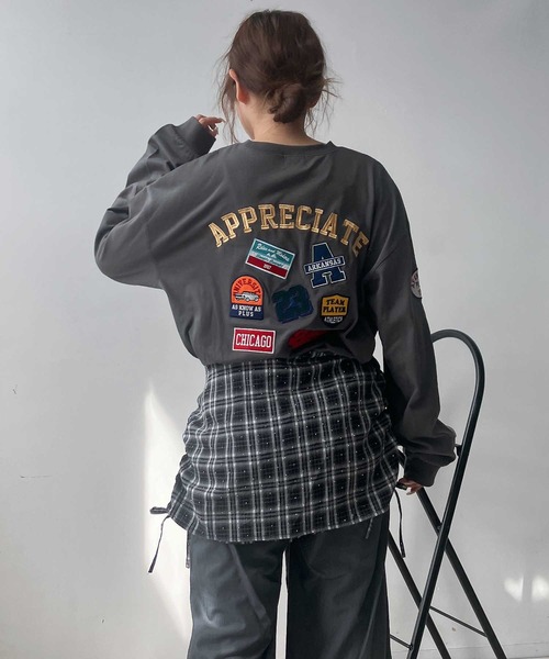 AS KNOW AS plus（アズノゥアズプラス）の「◎アソートワッペンロンT【UNISEX ITEM】（Tシャツ/カットソー・レディース・スミクロ/オートミール/ミント/オフホワイト/ダークグリーン/サックスブルー系/アイボリー系/ブラック系/ホワイト系/ホワイト系1/ダークグリーン系1/ブラック系1/アイボリー系1/ダークグリーン系2/ブラック系2/ホワイト系2/アイボリー系2・FREE）」の7枚目の写真