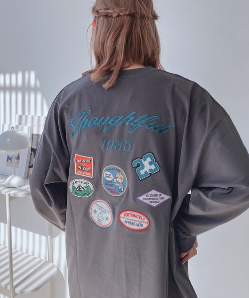 AS KNOW AS plus（アズノゥアズプラス）の「◎アソートワッペンロンT【UNISEX ITEM】（Tシャツ/カットソー・レディース・スミクロ/オートミール/ミント/オフホワイト/ダークグリーン/サックスブルー系/アイボリー系/ブラック系/ホワイト系/ホワイト系1/ダークグリーン系1/ブラック系1/アイボリー系1/ダークグリーン系2/ブラック系2/ホワイト系2/アイボリー系2・FREE）」の5枚目の写真