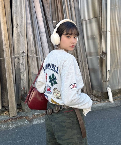 AS KNOW AS plus（アズノゥアズプラス）の「◎アソートワッペンロンT【UNISEX ITEM】（Tシャツ/カットソー・レディース・スミクロ/オートミール/ミント/オフホワイト/ダークグリーン/サックスブルー系/アイボリー系/ブラック系/ホワイト系/ホワイト系1/ダークグリーン系1/ブラック系1/アイボリー系1/ダークグリーン系2/ブラック系2/ホワイト系2/アイボリー系2・FREE）」の18枚目の写真