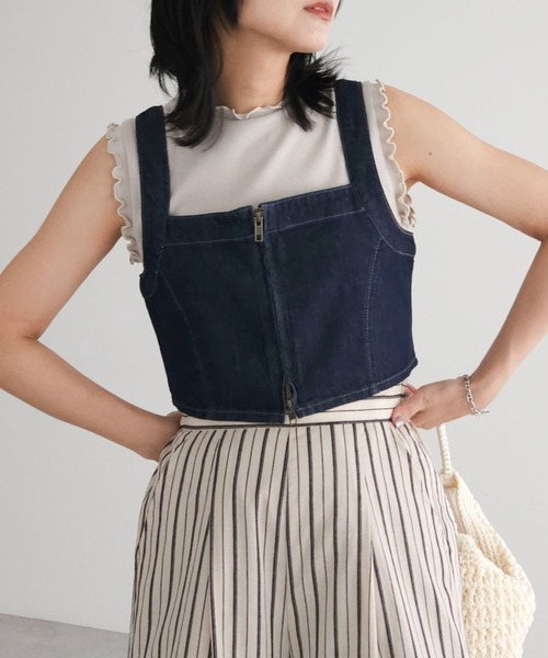 Green　Parks（グリーンパークス）の「デニムビスチェ（ベスト・レディース・ワンウォッシュ/ライトインディゴブルー・FREE）」の2枚目の写真