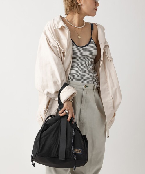 PENDLETON（ペンドルトン）の「【WEB限定】稲葉真理恵さんコラボ  PENDLETON ペンドルトン DRAW 2WAY BAG Design produced by MARIE INABA 巾着 ワンハンドル 2way バッグ（ショルダーバッグ・レディース・ブラック/オフホワイト/オリーブ・FREE）」の6枚目の写真