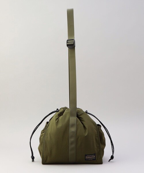 PENDLETON（ペンドルトン）の「【WEB限定】稲葉真理恵さんコラボ  PENDLETON ペンドルトン DRAW 2WAY BAG Design produced by MARIE INABA 巾着 ワンハンドル 2way バッグ（ショルダーバッグ・レディース・ブラック/オフホワイト/オリーブ・FREE）」の16枚目の写真