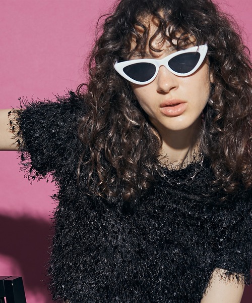 uyu.（ウユ）の「Cat eye Frame Sunglasses / キャッツアイフレームサングラス【uyu./ウユ】（サングラス・レディース・ホワイト×ブラック/ブラック・FREE）」の10枚目の写真