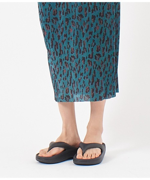 ANAP(アナップ)の「リカバリーサンダル(サンダル・レディース・ベージュ/ブラック・FREE)」の3枚目の写真