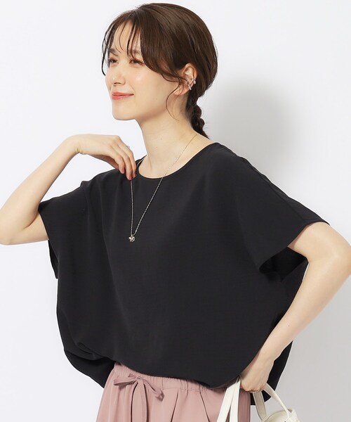 SHOO・LA・RUE(シューラルー)の「◆【イージーケア】インせず決まる フロントギャザーブラウス(シャツ/ブラウス・レディース・ブラック/カーキ/ライトベージュ/イエロー・02/03/04)」の2枚目の写真