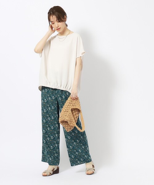 SHOO・LA・RUE(シューラルー)の「◆【イージーケア】インせず決まる フロントギャザーブラウス(シャツ/ブラウス・レディース・ブラック/カーキ/ライトベージュ/イエロー・02/03/04)」の7枚目の写真