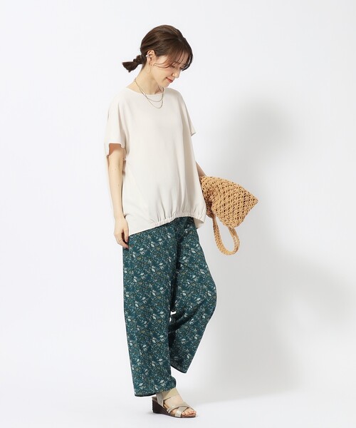 SHOO・LA・RUE(シューラルー)の「◆【イージーケア】インせず決まる フロントギャザーブラウス(シャツ/ブラウス・レディース・ブラック/カーキ/ライトベージュ/イエロー・02/03/04)」の8枚目の写真