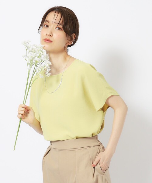 SHOO・LA・RUE(シューラルー)の「◆【イージーケア】インせず決まる フロントギャザーブラウス(シャツ/ブラウス・レディース・ブラック/カーキ/ライトベージュ/イエロー・02/03/04)」の11枚目の写真
