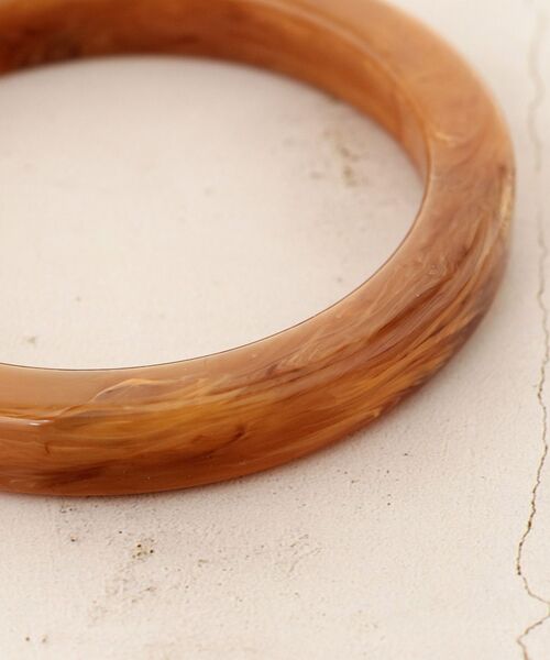 le.coeur blanc(ルクールブラン)の「アクリルバングル(バングル/リストバンド・レディース・アイボリー/ブラウン・FREE)」の17枚目の写真
