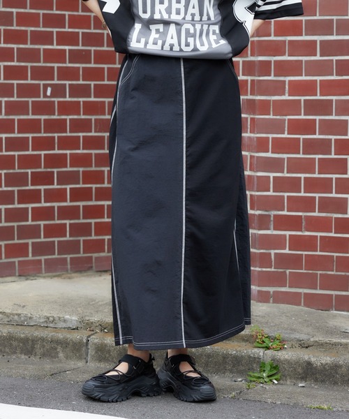 RODEO CROWNS WIDE BOWL（ロデオクラウンズワイドボウル）の「ナイロンドッキングステッチスカート（スカート・レディース・グリーン系その他2/ブラック系その他/ブルー系その他・FREE）」の2枚目の写真