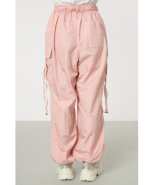 RODEO CROWNS WIDE BOWL（ロデオクラウンズワイドボウル）の「シャインカーゴパンツ（カーゴパンツ・レディース・ブラック/ライトイエロー/ライトピンク/グレー・FREE）」の12枚目の写真