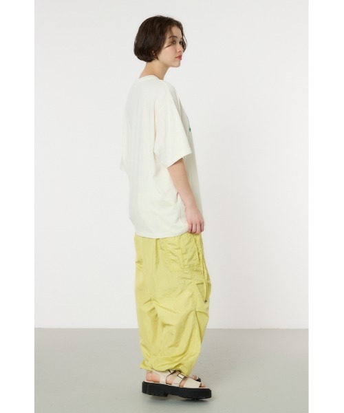 RODEO CROWNS WIDE BOWL（ロデオクラウンズワイドボウル）の「シャインカーゴパンツ（カーゴパンツ・レディース・ブラック/ライトイエロー/ライトピンク/グレー・FREE）」の15枚目の写真