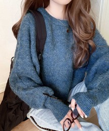 ニュアンスカラーが今季らしい。MIXニュアンスカラー袖ボリュームニット