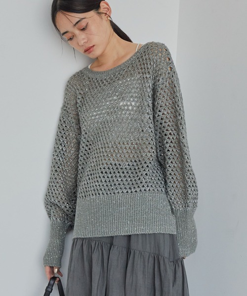 VIS(ビス)の「モヘアライクメッシュスパンコールニットプルオーバー(ニット/セーター・レディース・キナリ/チャコールグレー/ピンク・FREE)」の2枚目の写真