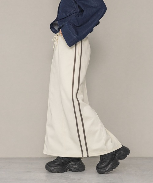 PAGEBOY(ページボーイ)の「カットツイルナロースカート(スカート・レディース・オフホワイト/ブラック/ブラウン・FREE)」の2枚目の写真