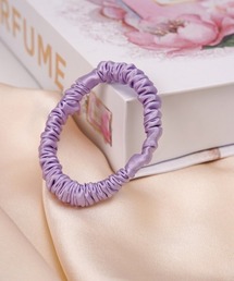 Coo+i（クーイ）の「シルク100%ヘアゴム シュシュ スリムタイプ（ヘアゴム）」