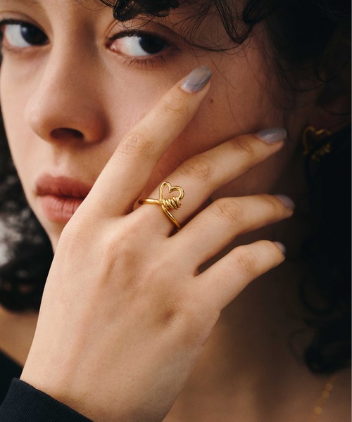 LAPUIS（ラピュイ）の「LAPUIS(ラピュイ) Line Coil Heart ring（リング・レディース・マルチ/ゴールド・11号/13号）」の8枚目の写真