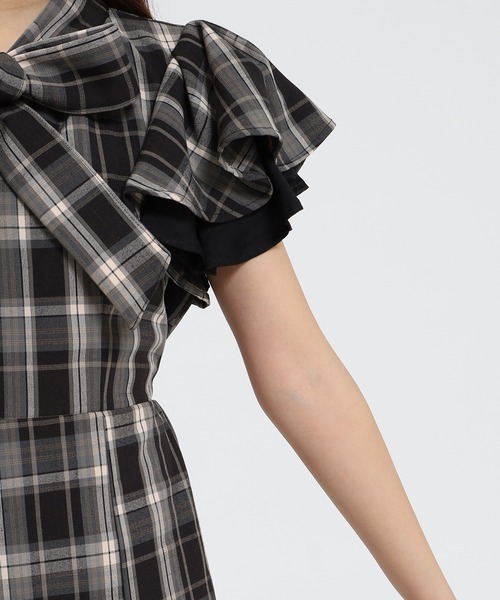 ASTORIA ODIER（アストリアオディール）の「リボンタイチェック柄