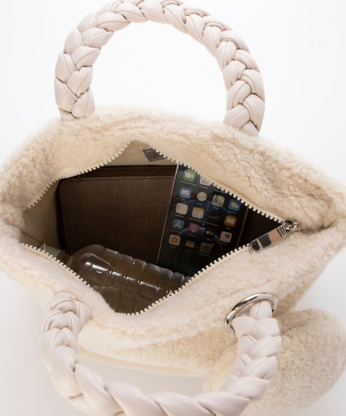 cache cache（カシュ カシュ）の「カシュカシュ cachecache / ブレイドハンドルボアミニトート（トートバッグ・レディース・グレー/アイボリー/ブラック・FREE）」の18枚目の写真