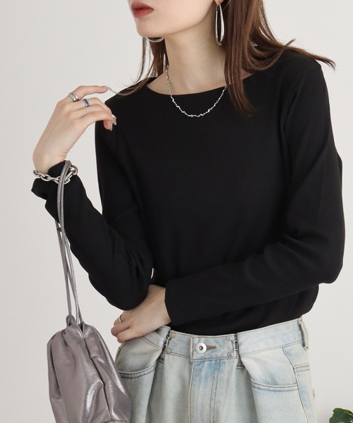 atONE(アットワン)の「2×2リブボートネックカット(Tシャツ/カットソー・レディース・ベージュ/ブラック/カーキ/オフホワイト/杢グレー・L/LL/3L/4L/M)」の3枚目の写真