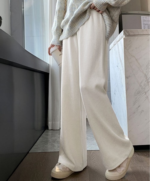 kirakiraShop(キラキラショップ)の「裏起毛 コーデュロイ ワイド ストレート パンツ(その他パンツ・レディース・アイボリー/ベージュ/ブラック・M/L)」の3枚目の写真