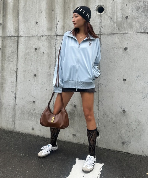 ROXY（ロキシー）の「【ZOZO限定アイテム】NOSTALGIC 90'S/ロキシーショート丈ダブルジップアップスタンドカラーラインスウェット（スウェット・レディース・ミント/オレンジ/ブラック・SMALL/X-LARGE）」の14枚目の写真