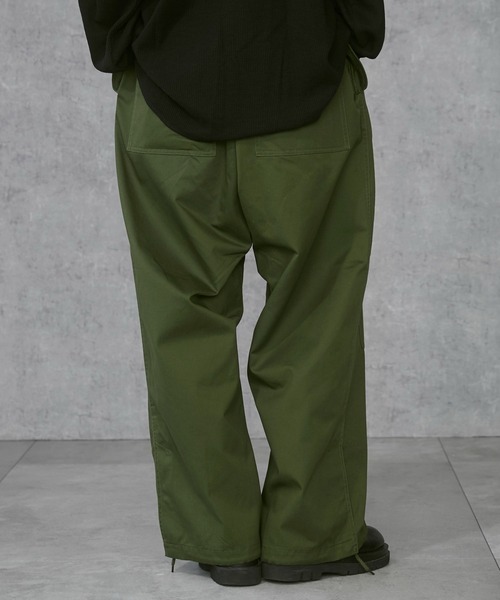 THE STANDARD（ザスタンダード）の「THE STANDARD/サイドスリットコンバットパンツ（カーゴパンツ・メンズ・オリーブ/ブラック・LARGE/MEDIUM）」の21枚目の写真