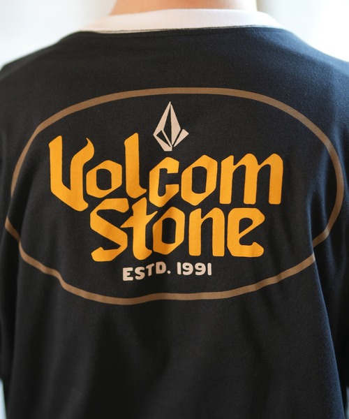 VOLCOM（ボルコム）の「VOLCOM/ボルコム 長袖Tシャツ/ロンT バックプリント COGNAC A3632404（Tシャツ/カットソー・メンズ・ホワイト/ブラック・L/XL/S/M）」の20枚目の写真