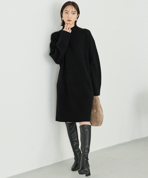 Andemiu（アンデミュウ）の「AQUAハイネックミニワンピース116871（チュニック・レディース・レッド/アイボリー/ブラック/レッド系その他6/オフホワイト/チャコールグレー・FREE）」の4枚目の写真