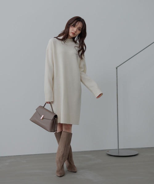 Andemiu（アンデミュウ）の「AQUAハイネックミニワンピース116871（チュニック・レディース・レッド/アイボリー/ブラック/レッド系その他6/オフホワイト/チャコールグレー・FREE）」の18枚目の写真