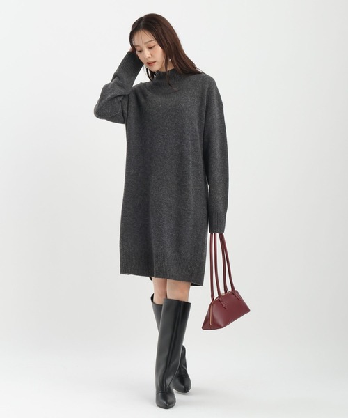 Andemiu（アンデミュウ）の「AQUAハイネックミニワンピース116871（チュニック・レディース・レッド/アイボリー/ブラック/レッド系その他6/オフホワイト/チャコールグレー・FREE）」の15枚目の写真