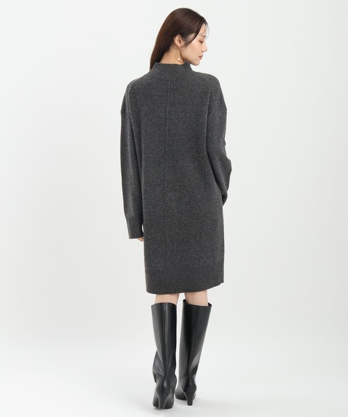 Andemiu（アンデミュウ）の「AQUAハイネックミニワンピース116871（チュニック・レディース・レッド/アイボリー/ブラック/レッド系その他6/オフホワイト/チャコールグレー・FREE）」の11枚目の写真