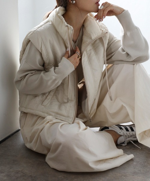 Bonjour Sagan(ボンジュールサガン)の「中綿ショートベスト(ベスト・レディース・ブラック/キナリ・FREE)」の7枚目の写真