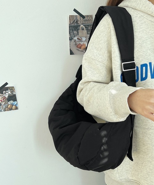Miniministore(ミニミニストア)の「ショルダーバッグ 軽量 ボディバッグ(ショルダーバッグ・レディース・アイボリー/ブラック・FREE)」の11枚目の写真