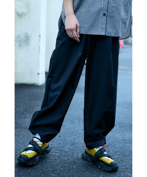 SAITOS タックテーパードパンツ（カーゴパンツ）｜nagonstans（ナゴ