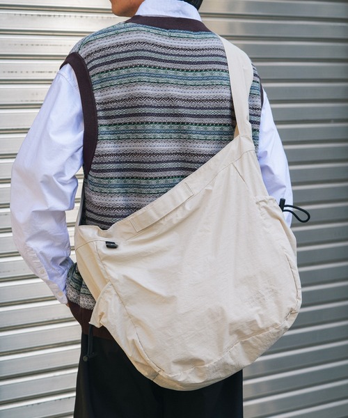 RAGEBLUE（レイジブルー）の「太ベルト/ナイロンショルダーバッグ（ショルダーバッグ・メンズ・その他17/ブラック/その他5・FREE）」の2枚目の写真