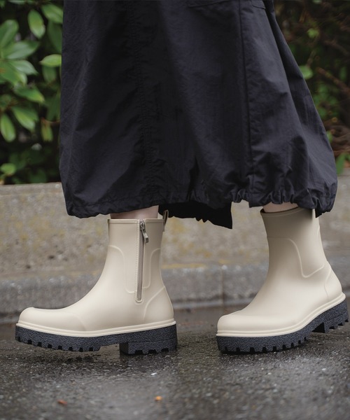 Wpc.(ダブリュピーシー)の「★トラックソールレインブーツ Wpc.(レインシューズ・レディース・ブラック/オフホワイト・LARGE/MEDIUM)」の1枚目の写真