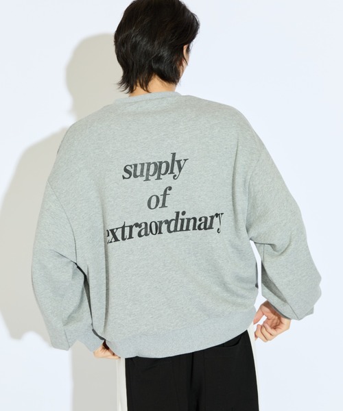 Lui's（ルイス）の「【Neucon/ニューコン】ロゴ刺繡バックプリントオーバーサイズスウェット（Tシャツ/カットソー・メンズ・グリーン/グレー/ブラック・2/1）」の9枚目の写真