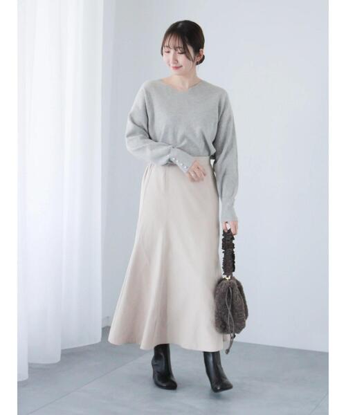 Te chichi TERRASSE(テチチテラス)の「もちもちミラノリブVネックニット(ニット/セーター・レディース・グレー/ブルー/ピンク/オフホワイト・F)」の9枚目の写真