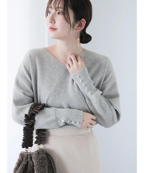 Te chichi TERRASSE(テチチテラス)の「もちもちミラノリブVネックニット(ニット/セーター・レディース・グレー/ブルー/ピンク/オフホワイト・F)」の11枚目の写真