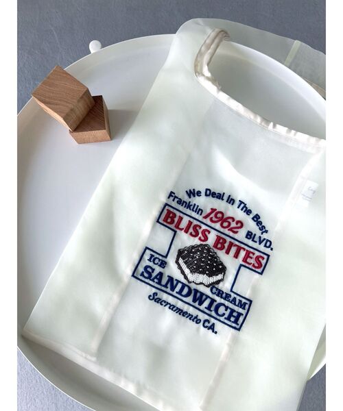 Ungrid（アングリッド）の「エンブロイダリーシアーバッグ（ハンドバッグ・レディース・オフホワイト/ブルー・FREE）」の16枚目の写真