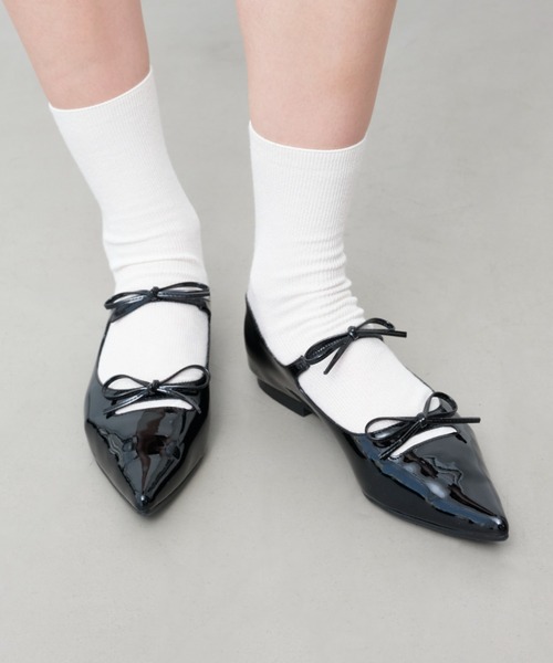 Launa lea（ラウナレア）の「【26春夏新色】ダブルリボンメリージェーンフラットパンプス(0589)（パンプス・レディース・アイボリー/ブラック/シルバー/ピンク/レッド/ダークグレー/ホワイト系その他・24.0cm/25.0cm/24.5cm/23.5cm/23.0cm/22.5cm/22.0cm）」の3枚目の写真