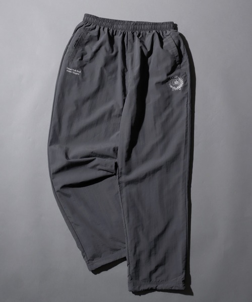 SITRY（シトリー）の「SITRY Nylon Pants/別注 ナイロンパンツ トラックパンツ セットアップ対応 ユニフォーム ブロークコア（その他パンツ・メンズ・ブラック/ライトグレー/チャコール・M/L/LL）」の3枚目の写真