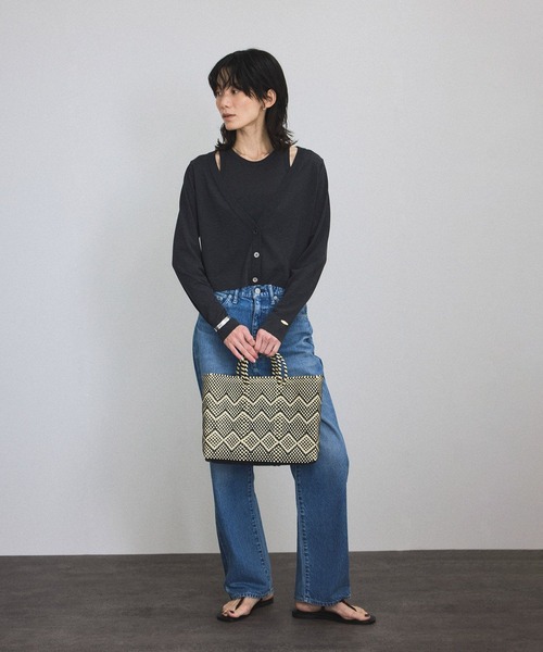 SALON adam et rope'(サロン アダム エ ロペ)の「ハイツイストコットンアメリカンスリーブタンクトップ(タンクトップ・レディース・チャコールグレー/ベージュ・FREE)」の16枚目の写真