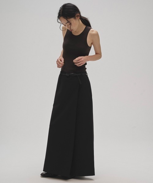 TODAYFUL（トゥデイフル）の「Twill Wrap Skirt（スカート・レディース・ブラック/チョコ・36inch/38inch）」の4枚目の写真